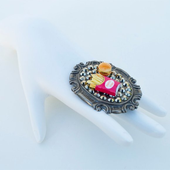 CHEESEBURGER & FRIES SWAROVSKI RHINESTONE RING - Picture 3 of 8